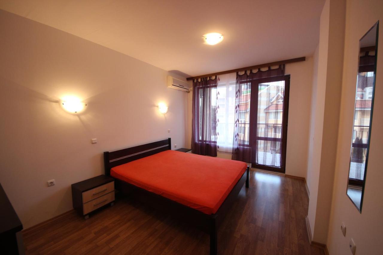 Menada Diamond Bay Apartments Sunny Beach Esterno foto