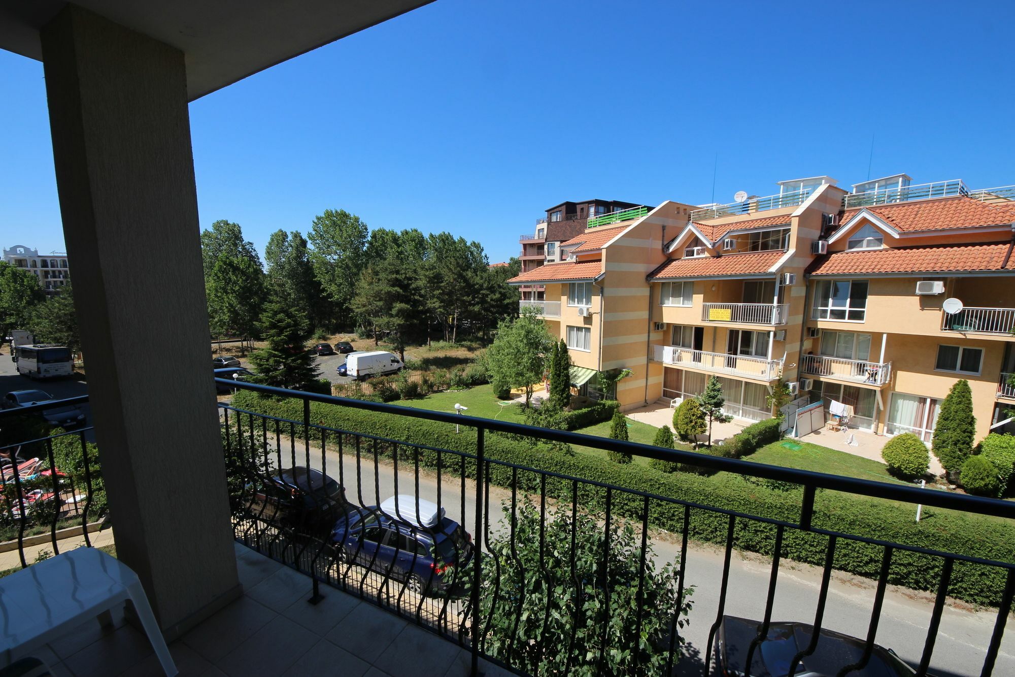 Menada Diamond Bay Apartments Sunny Beach Esterno foto